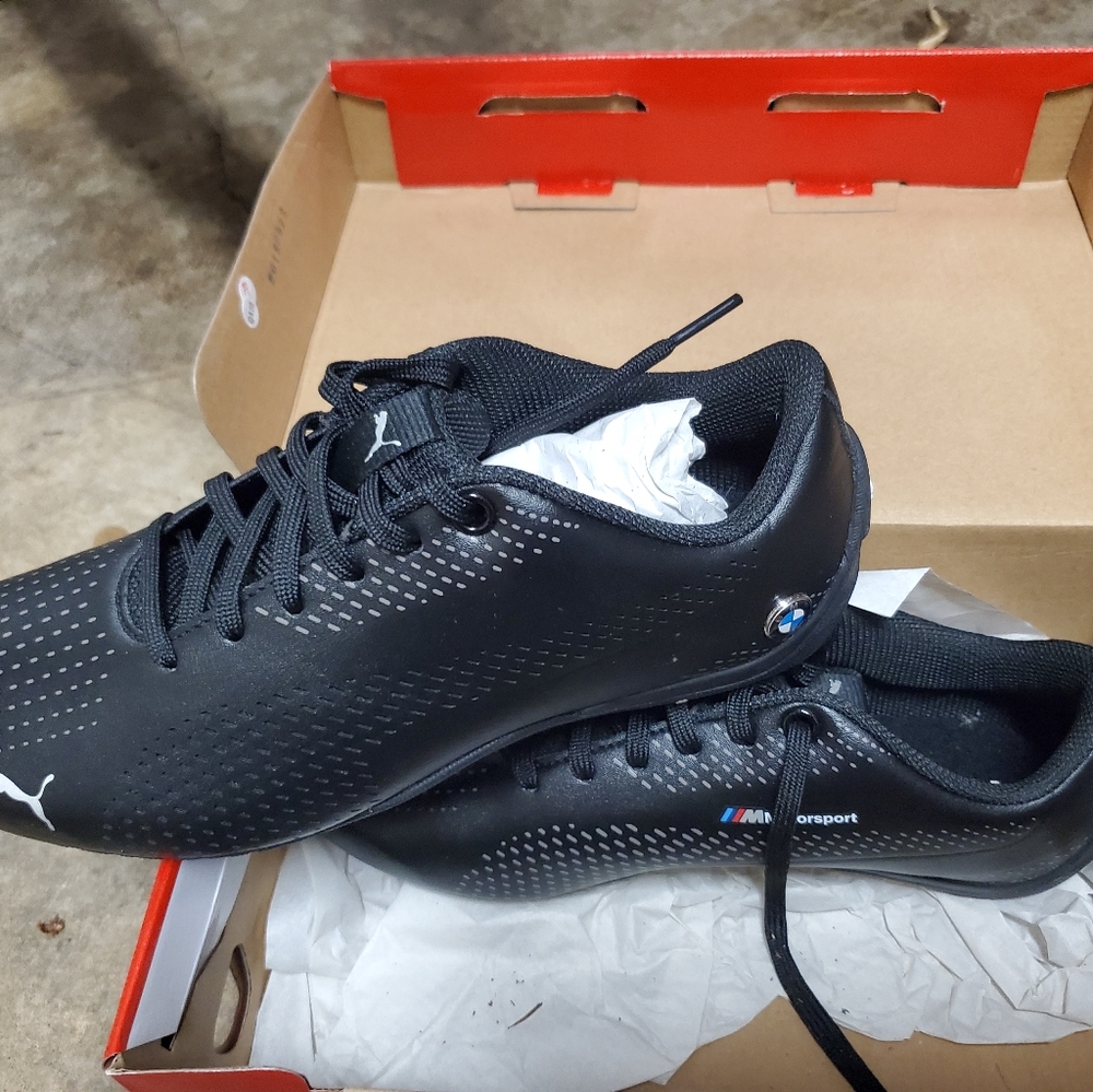 Puma sneakers